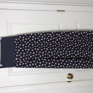 Assets by Sara blakely floral maxi skirt with pockets